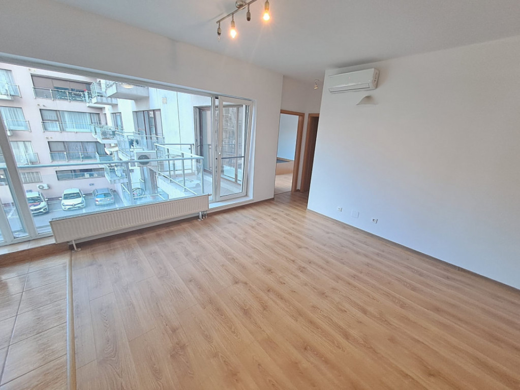 Apartament 3 camere Titan Rasarit De Soare 1 Loc de parcare