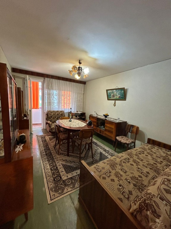 Apartament cu 2 camere,Micro 17