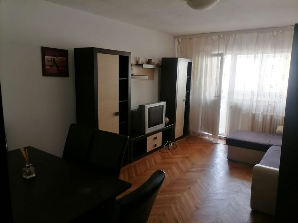 Apartament 3 camere Alexandru cel bun