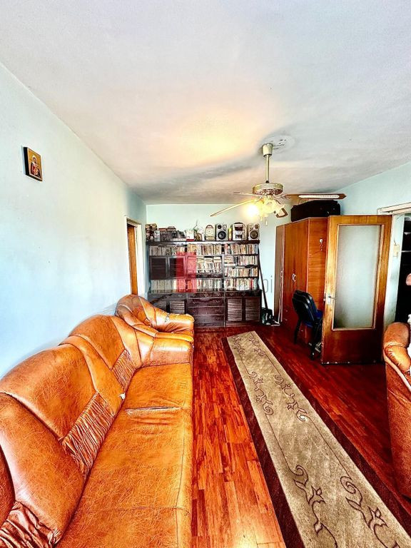 Apartament 3 camere Răsăritului