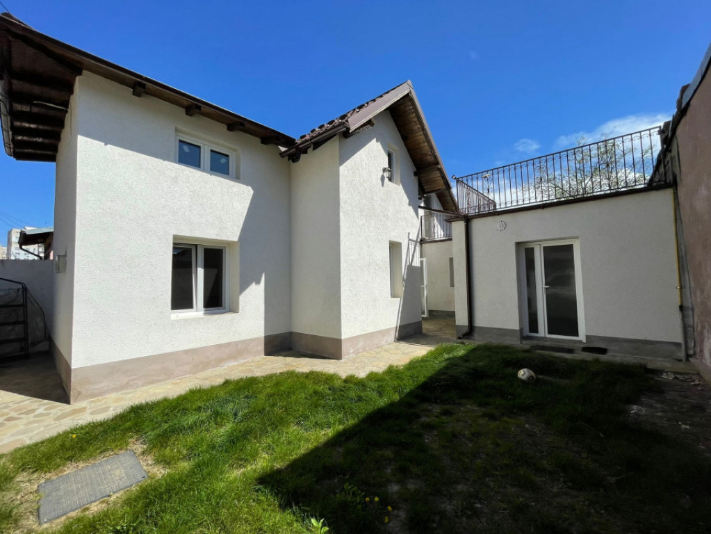 Casa 5 camere, P+M, suprafata 146mp, Republicii