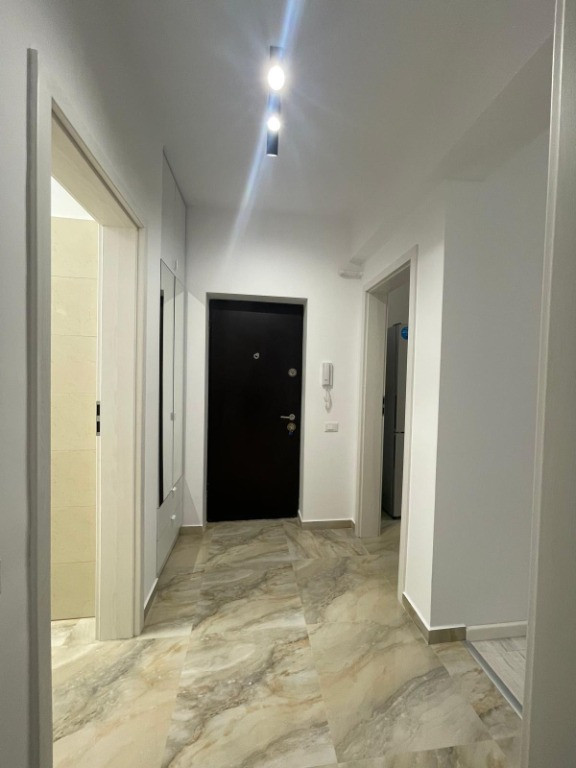 Apartament cu 2 camere | loc de parcare | prima inchiriere