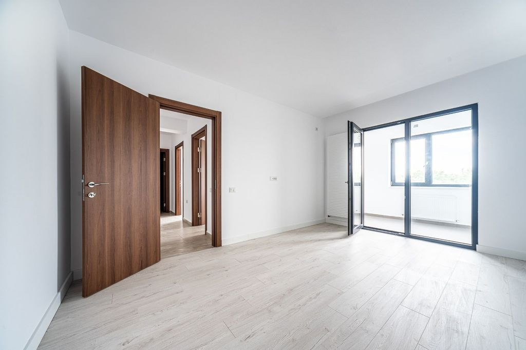 Apartament 3 Camere Piata Sudului Mall Sun Plaza