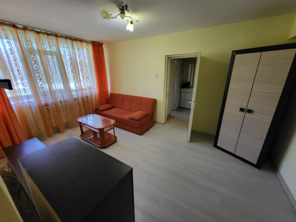 Apartament cu 2 camere,Tiglina 1