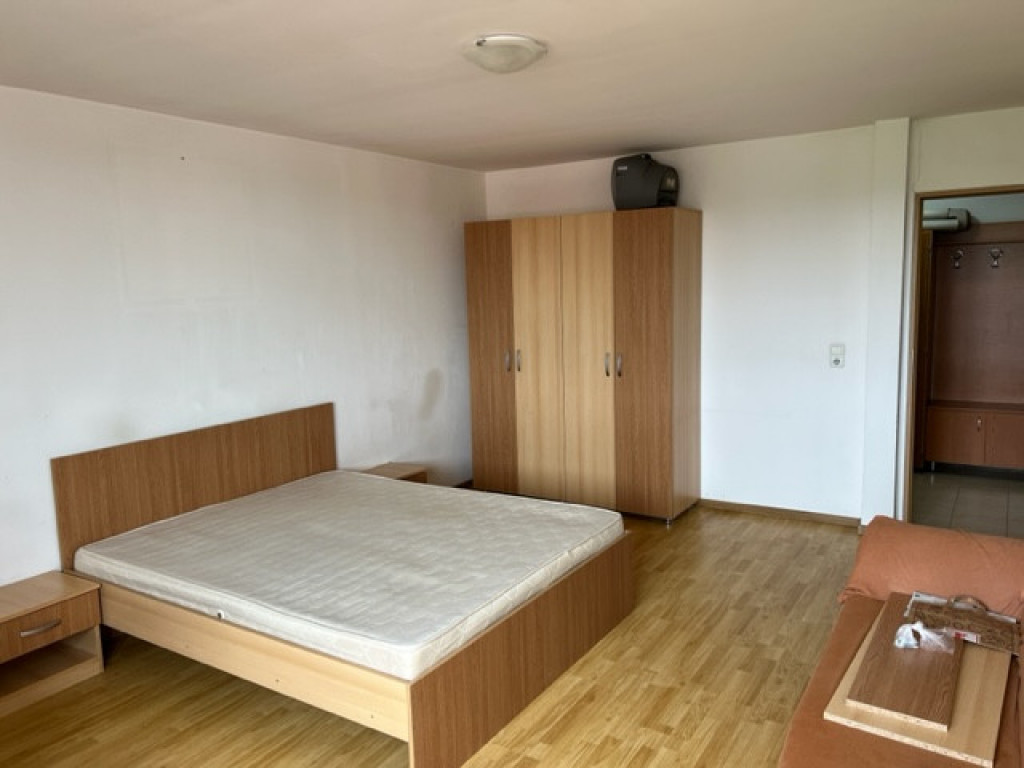 Garsoniera spatioasa 44 mp utili zona lazaret bilstein