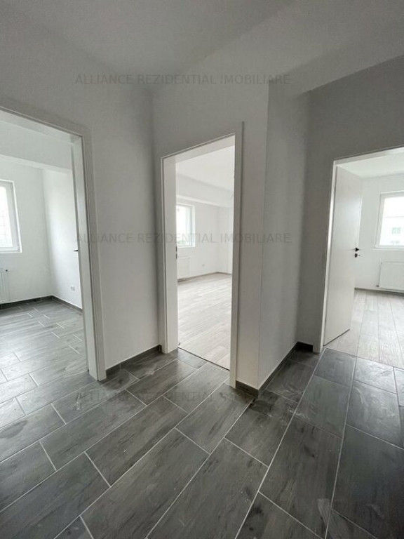 Metrou Berceni - Apartament 2 camere finalizat - Parcare inclusa in pr