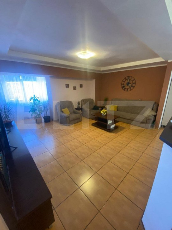 Apartament 4 camere