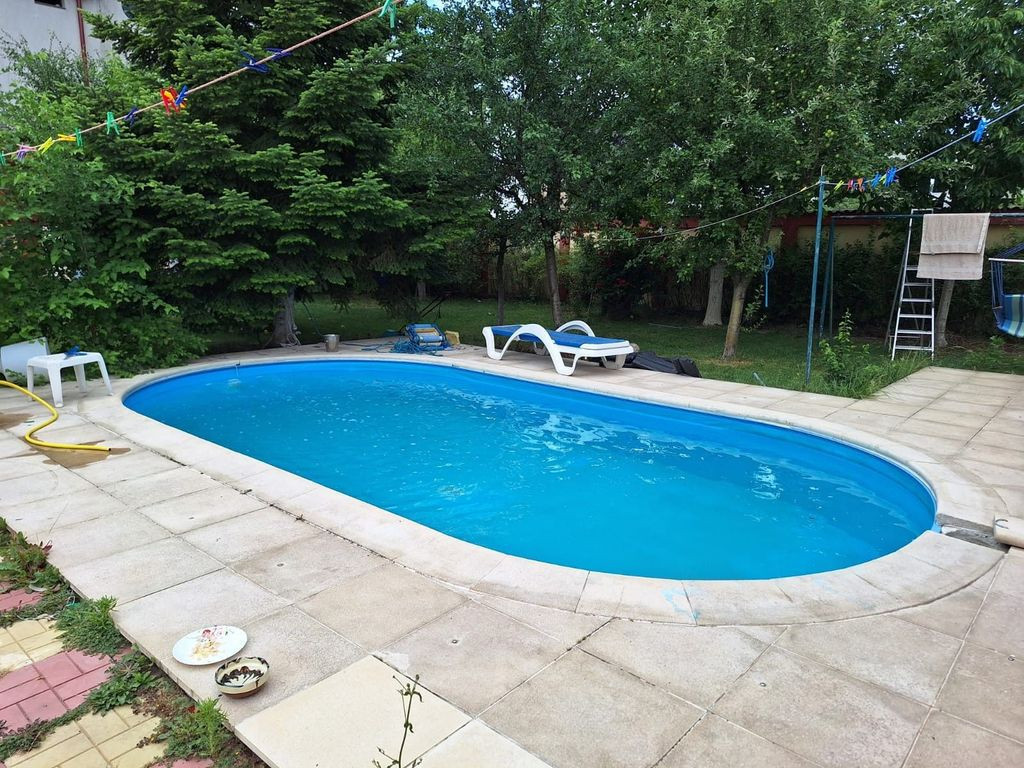 Vila 9 camere | Pipera | Teren 1000 mp | Piscina