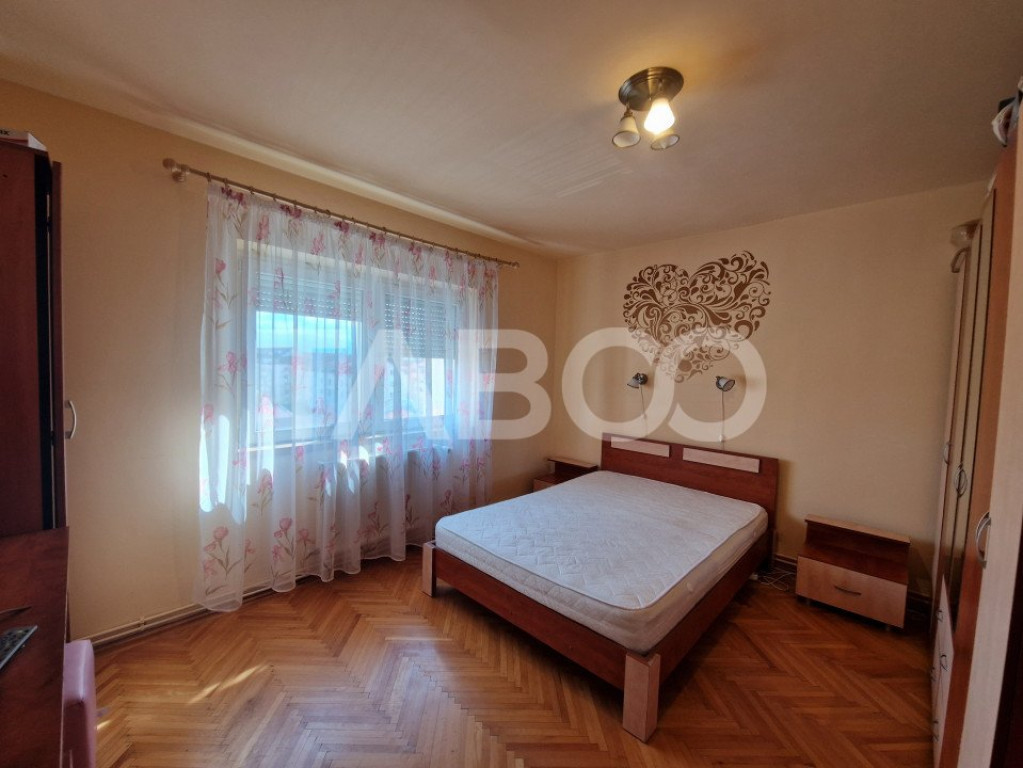 Apartament decomandat 3 camere 2 bai 76 mp utili bloc cu lif