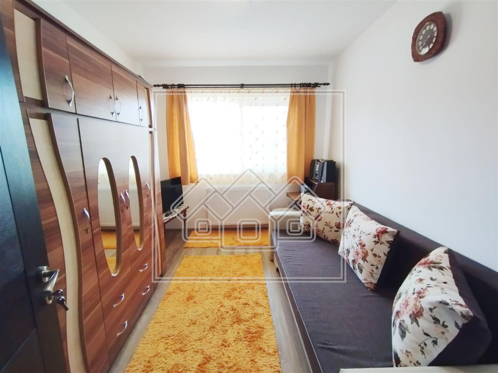 Apartament 3 camere - decomandat, reper Pictor Brana - Selim