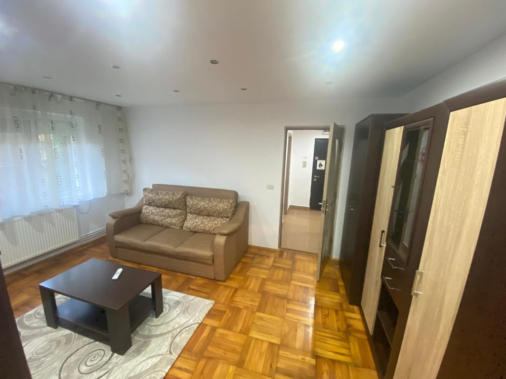 Apartament 2 camere, zona Romanilor