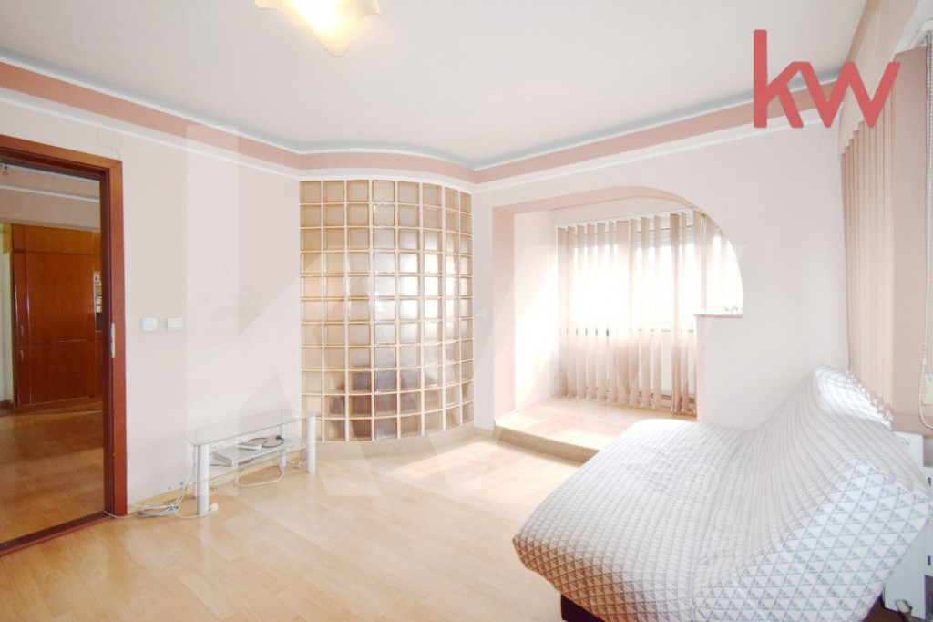 Apartament ultracentral, 4 camere, luminos