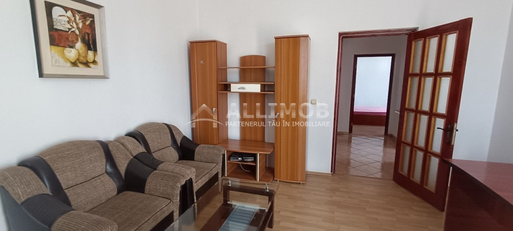 Apartament 3 camere , in Ploiesti, zona centrala .