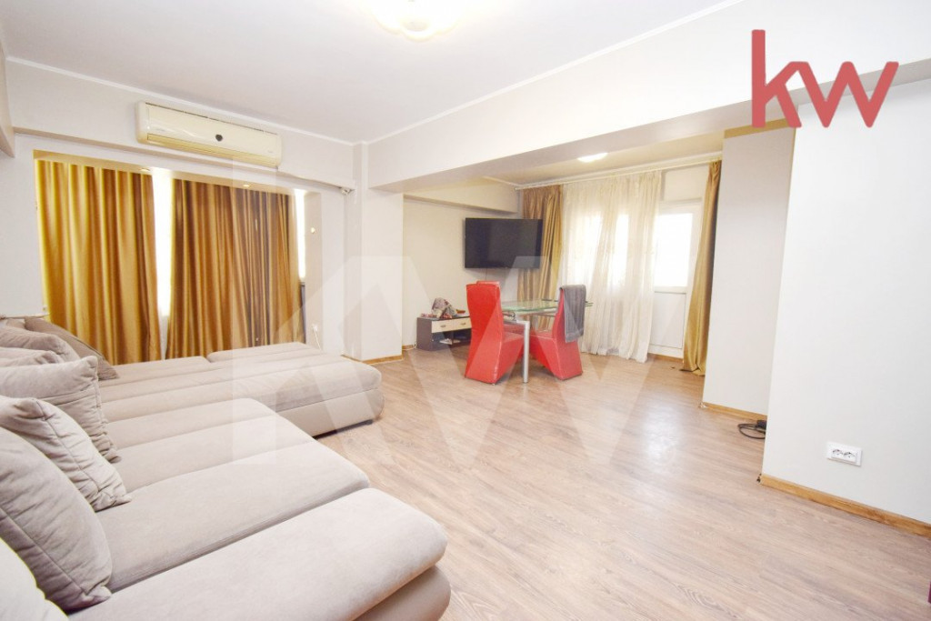 Apartament 3 camere, ultracentral Craiova, Langa Mercur