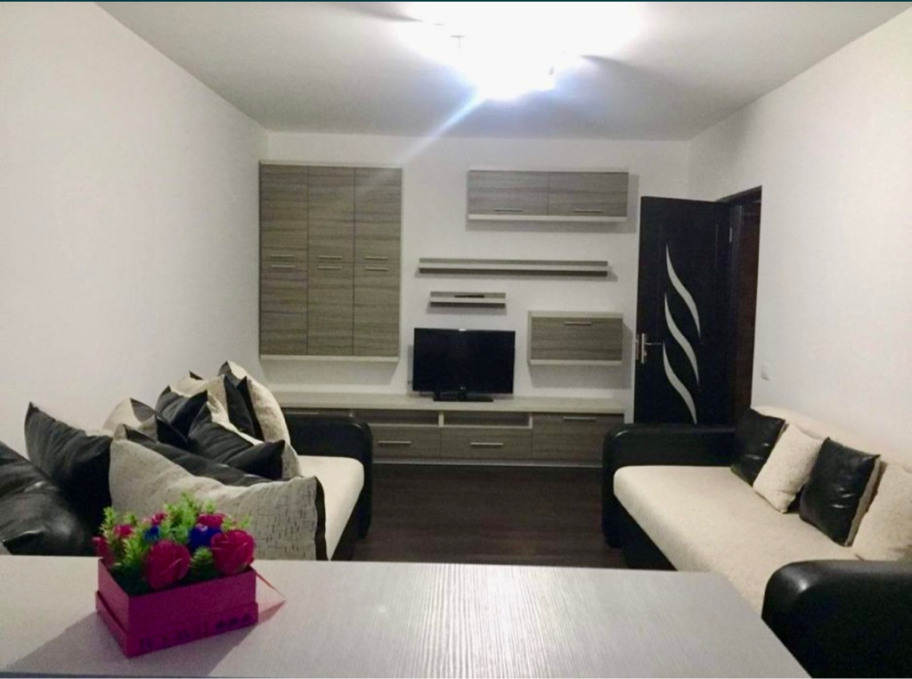 Apartament cu 2 camere, Cetate-Bulevard