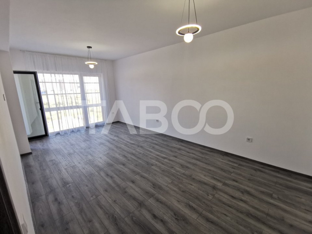 Apartament la etajul 1 cu 2 camere decomandate zona Doamna S