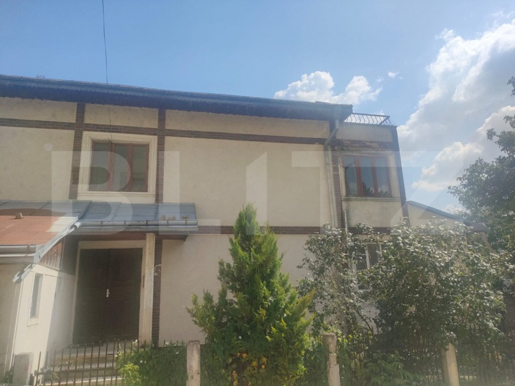 Casa ultracentrala,640 mp, Siret