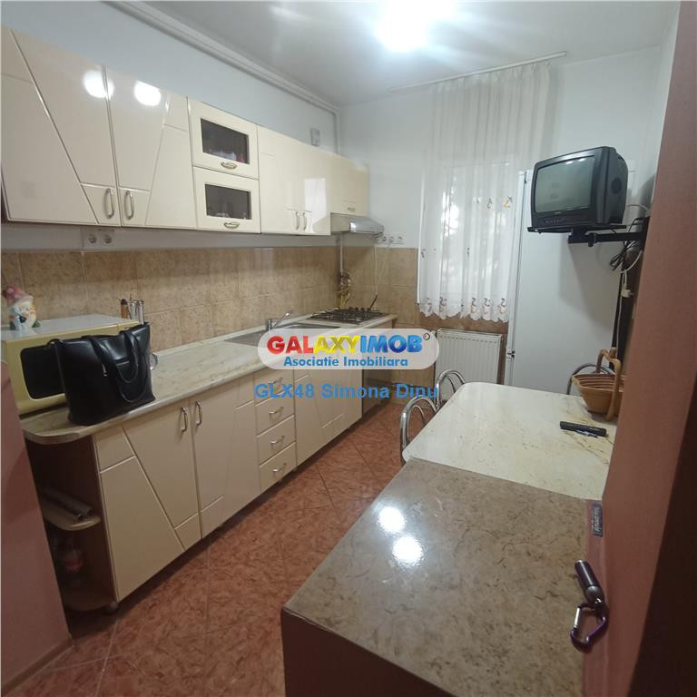 Apartament 3 camere Targoviste