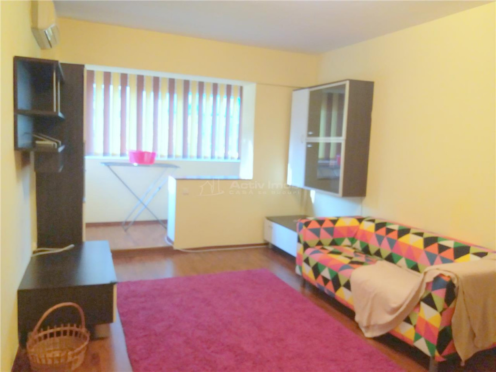 Titulescu, apartament 2 camere, decom, et 2