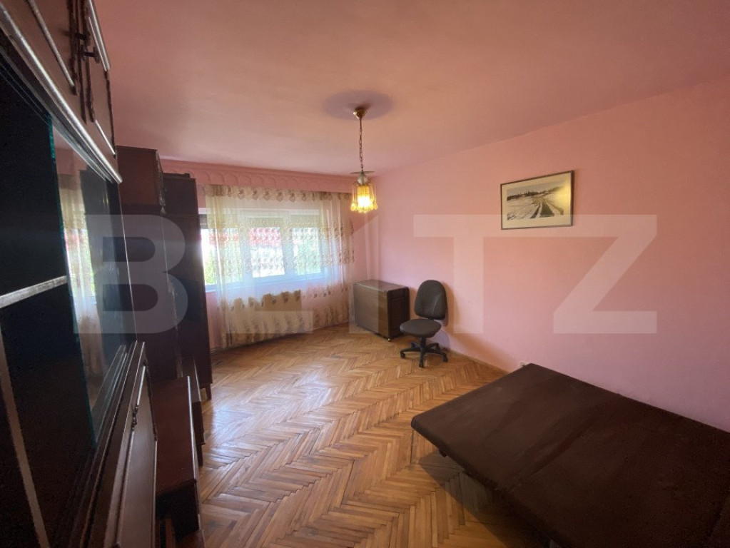 Apartament 3 camere, 72 mp, decomandat, zona Dumbrava Nord