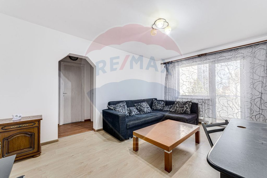 Apartament cu 2 camere de închiriat pe Calea Romanilor