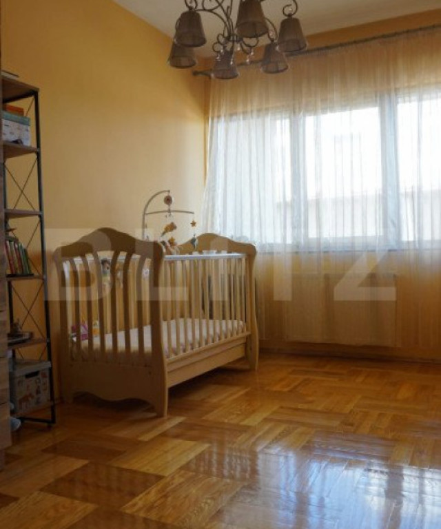 Apartament cu 2 camere decomandate, 45mp, zona Golden Tulip