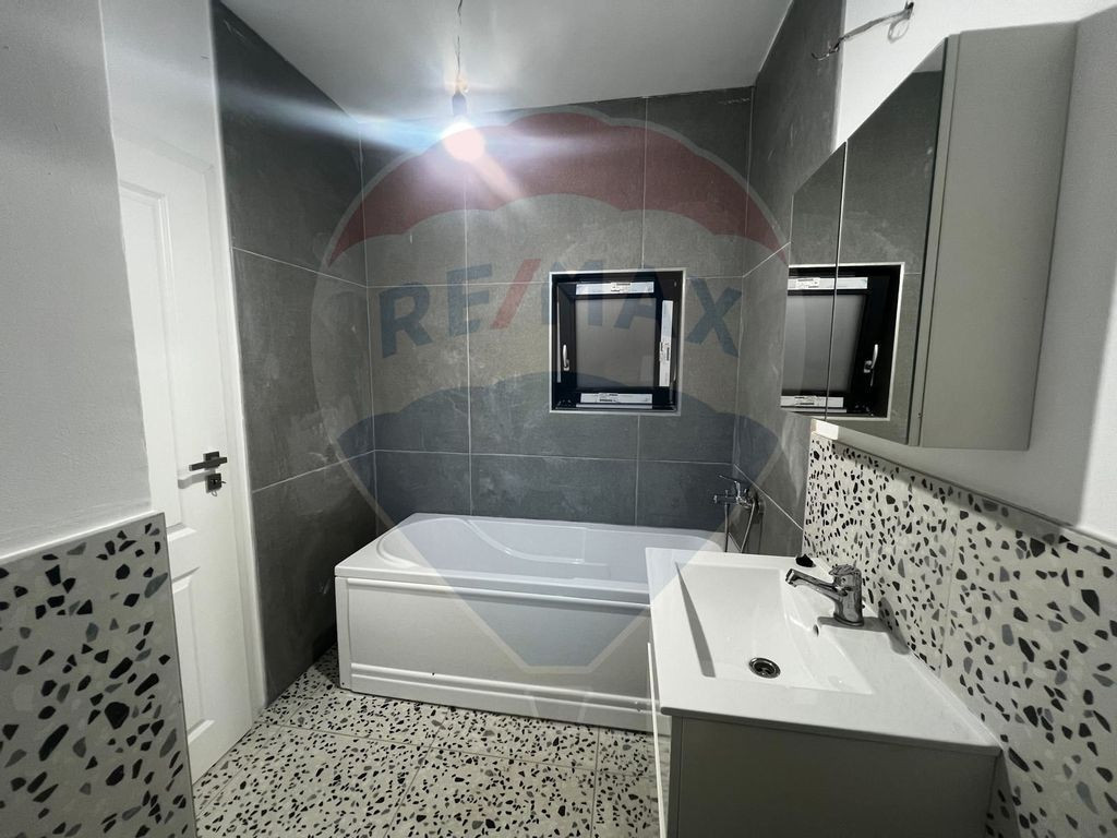 Apartament 2 camere zona ultracentrala bloc nou