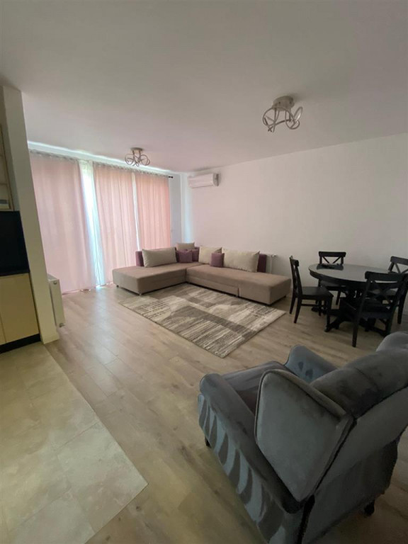 Inchiriez apartament 2 camere, bloc nou-Wesfield