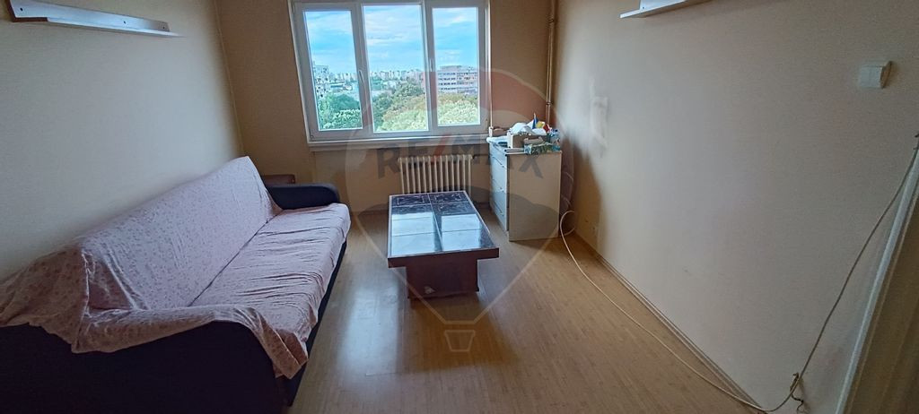 Apartament 4 camere metrou Romancierilor