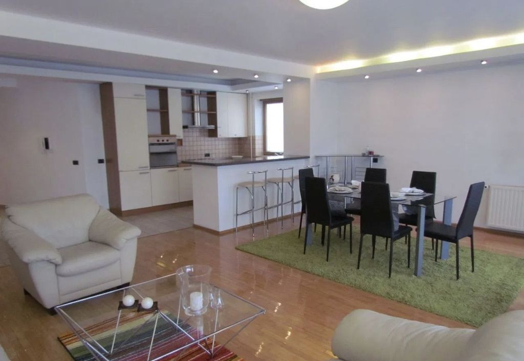 Aviatorilor, Apartament 3 camere si birou deschis, etaj 1...