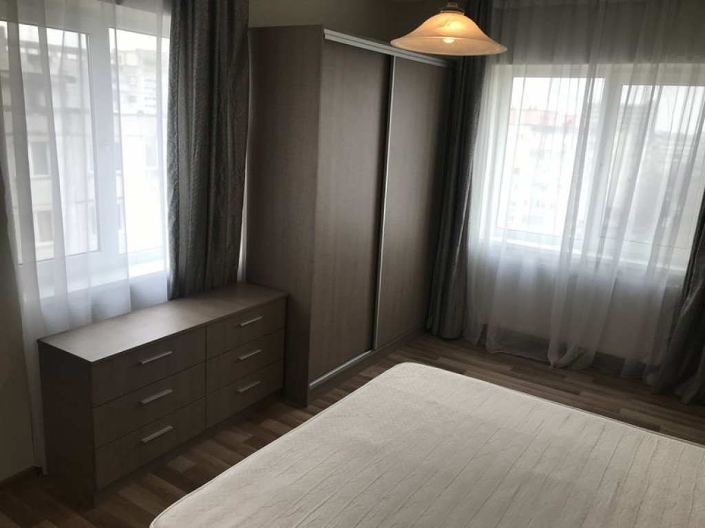 Bloc Nou,Apartament 3 camere Berceni