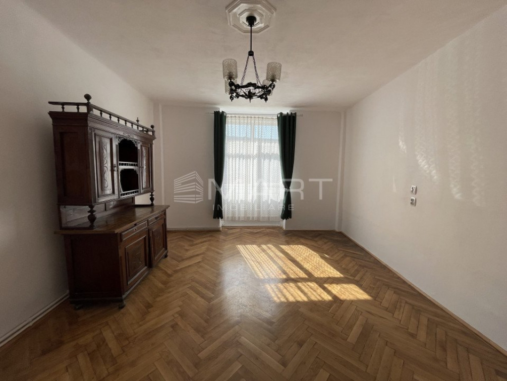 Apartament 2 camere Targul Fanului