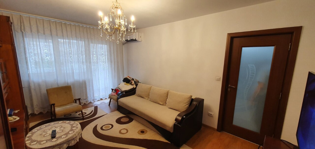 REPUBLICII- 3 cam, dec,2/4,renovat -99000 euro