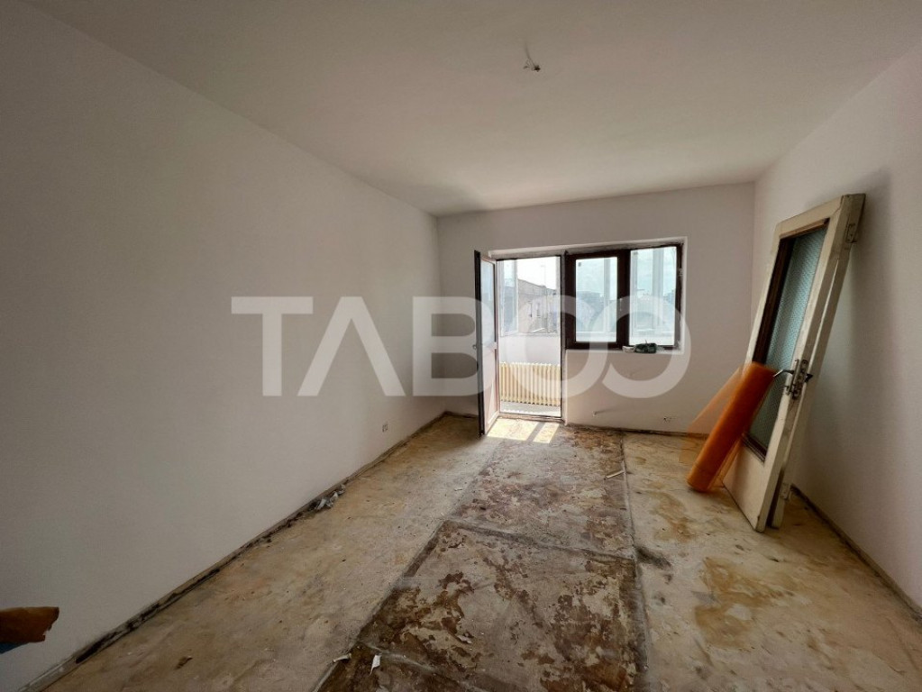 Apartament 2 camere decomandate zona 1 Decembrie in Fagaras