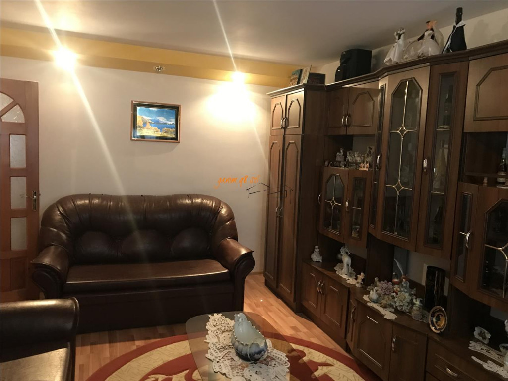 Apartament 2 camere , cartier Sud , 56 mp , imbunatatit , mo