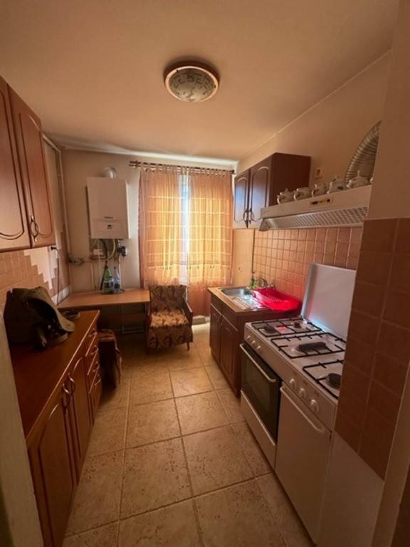 MANIU apartament 4 camere, mobilat si utilat etaj2