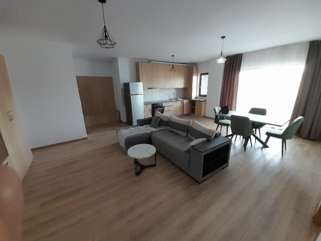 Apartament de închiriat