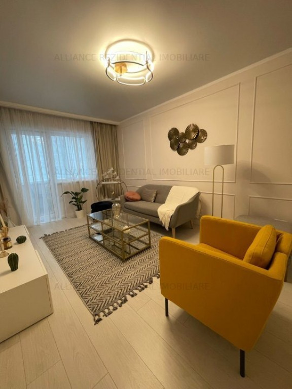 Apartament 4 camere 3 minute Metrou Berceni 100mp