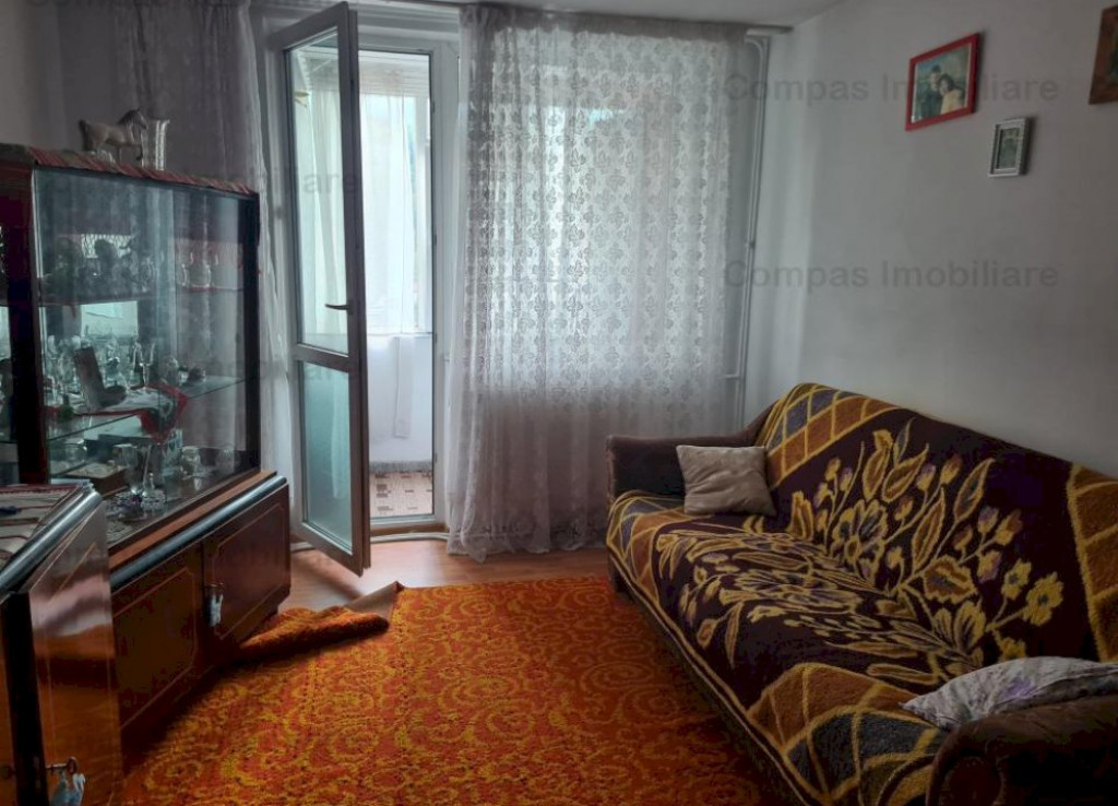 Apartament 3 camere în stare buna Dărmănești