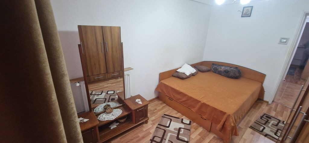 Apartament 3 camere la 6 min metrou Piata Sudului