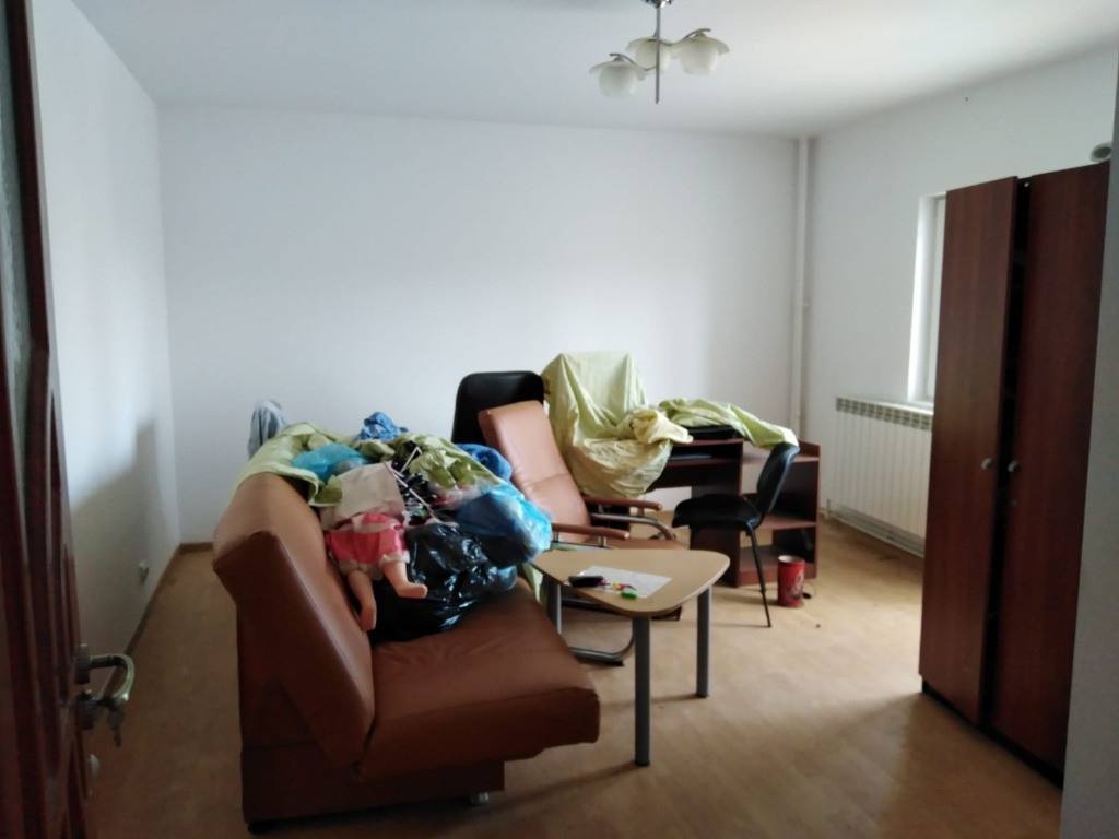 Apartament cu 2 camere in Micro 17