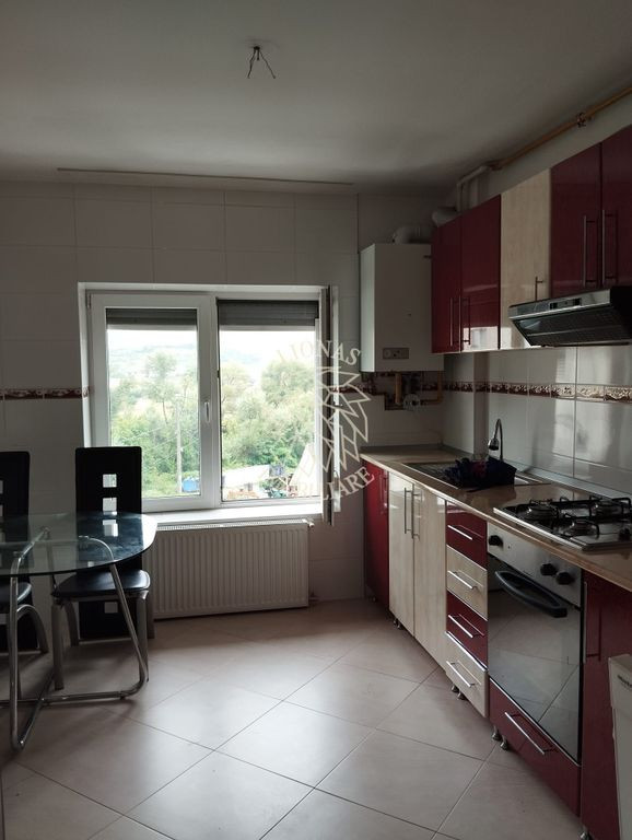 Apartament 3 camere 61 mp-2 balcoane-etaj 3-Zona Libertatii