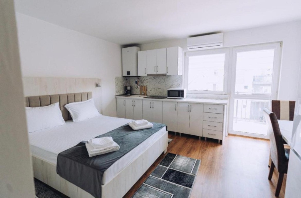 Apartamente regim Hotelier, bloc nou