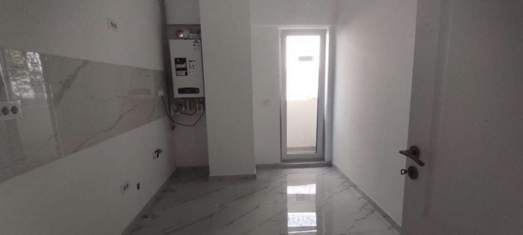 APARTAMENT 2 CAMERE, DECOMANDAT, ETAJ 2,KAUFLAND PACURARI