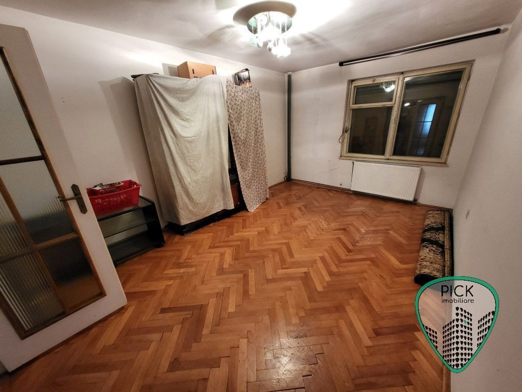 P 1121 - Apartament cu 3 camere în Târgu Mureș, cartie...