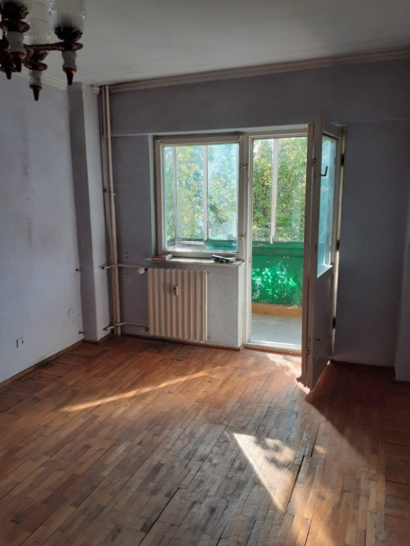 Apartament 2 camere decomandat - Dacia - 77.000 euro (Cod E6)