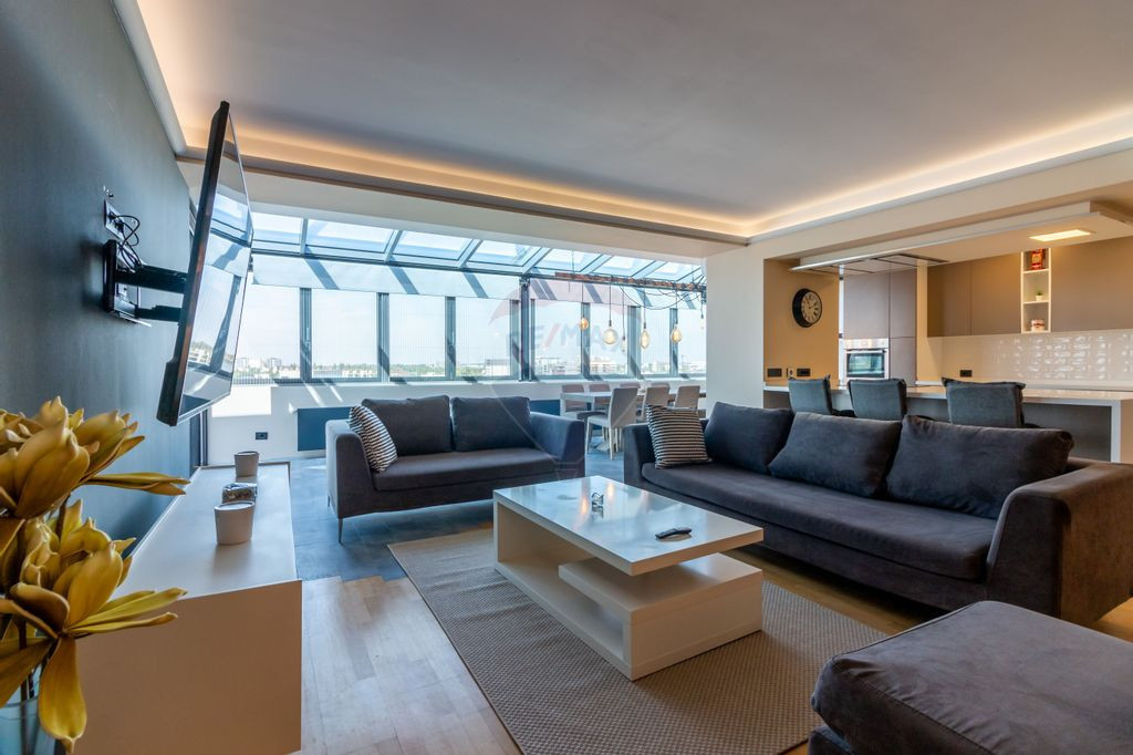 Penthouse de inchiriat in Green Lake Residence, vedere pa...