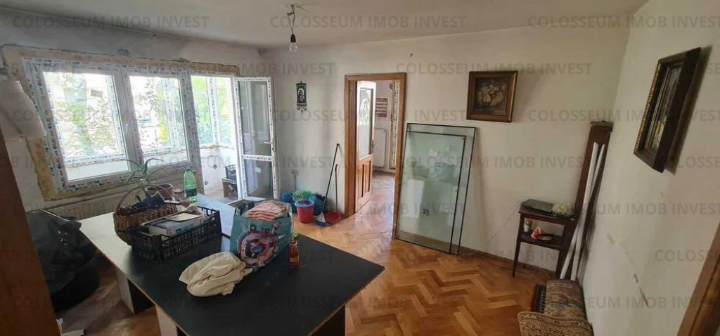 COLOSSEUM: Apartament 2 camere Zona Calea Bucuresti.