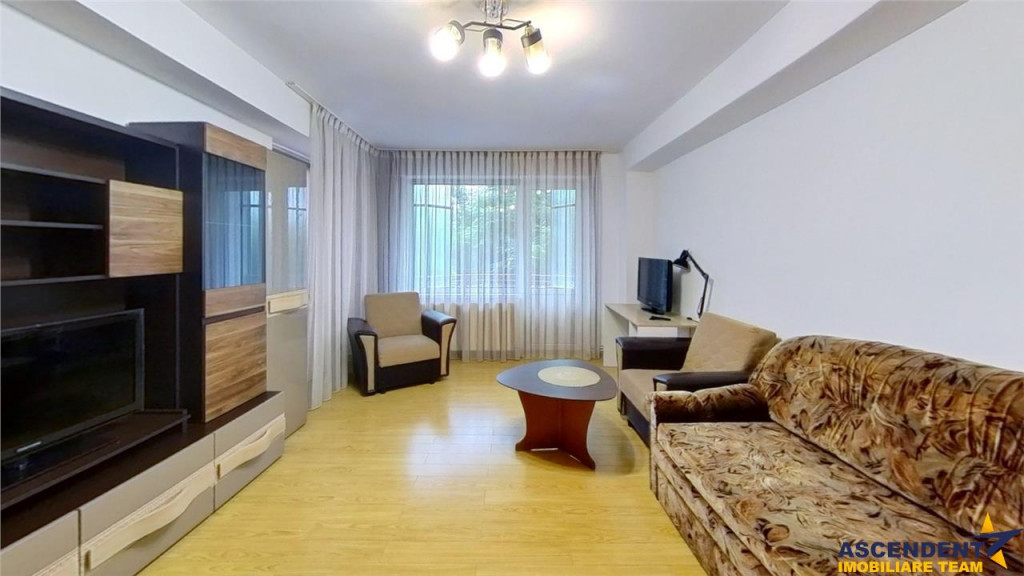 TUR LIVE! Apartament modern si confortabil, Central, Targu M