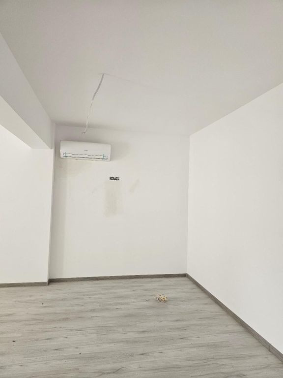 Apartament 3 camere complet decomandat Berceni metrou